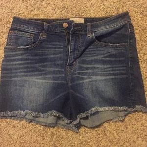 BKE high rise jean shorts size 31